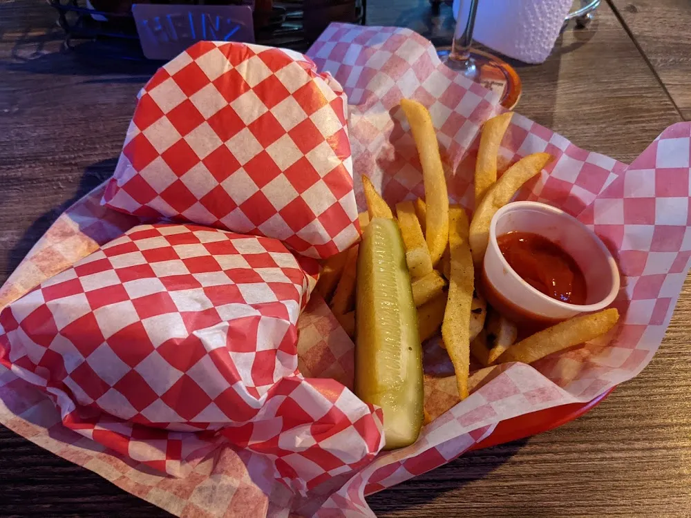 Double Slaw Burger Basket